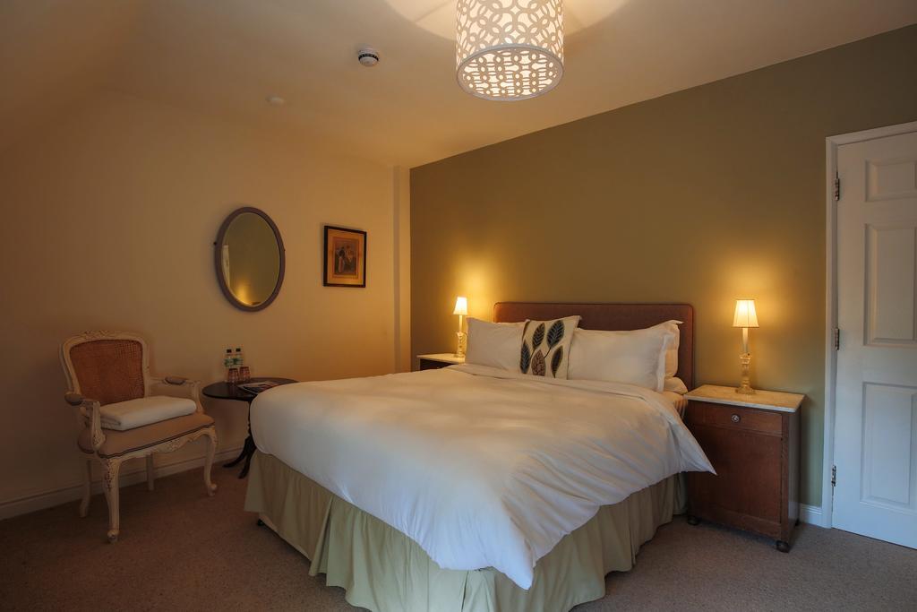 Fantinos Bed & Breakfast Тирск Екстериор снимка